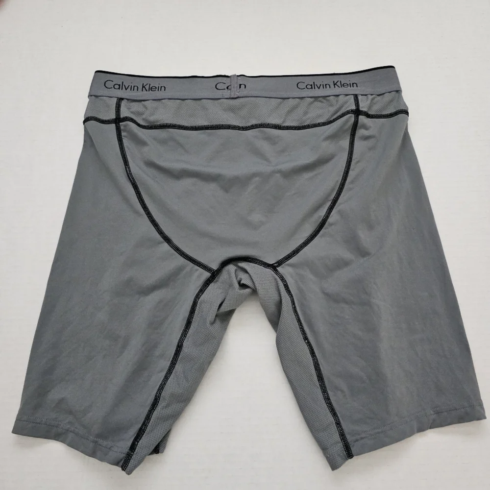 Men's Calvin Klein Athletic Cycle Short Boxers Briefs Gray U1736 Large